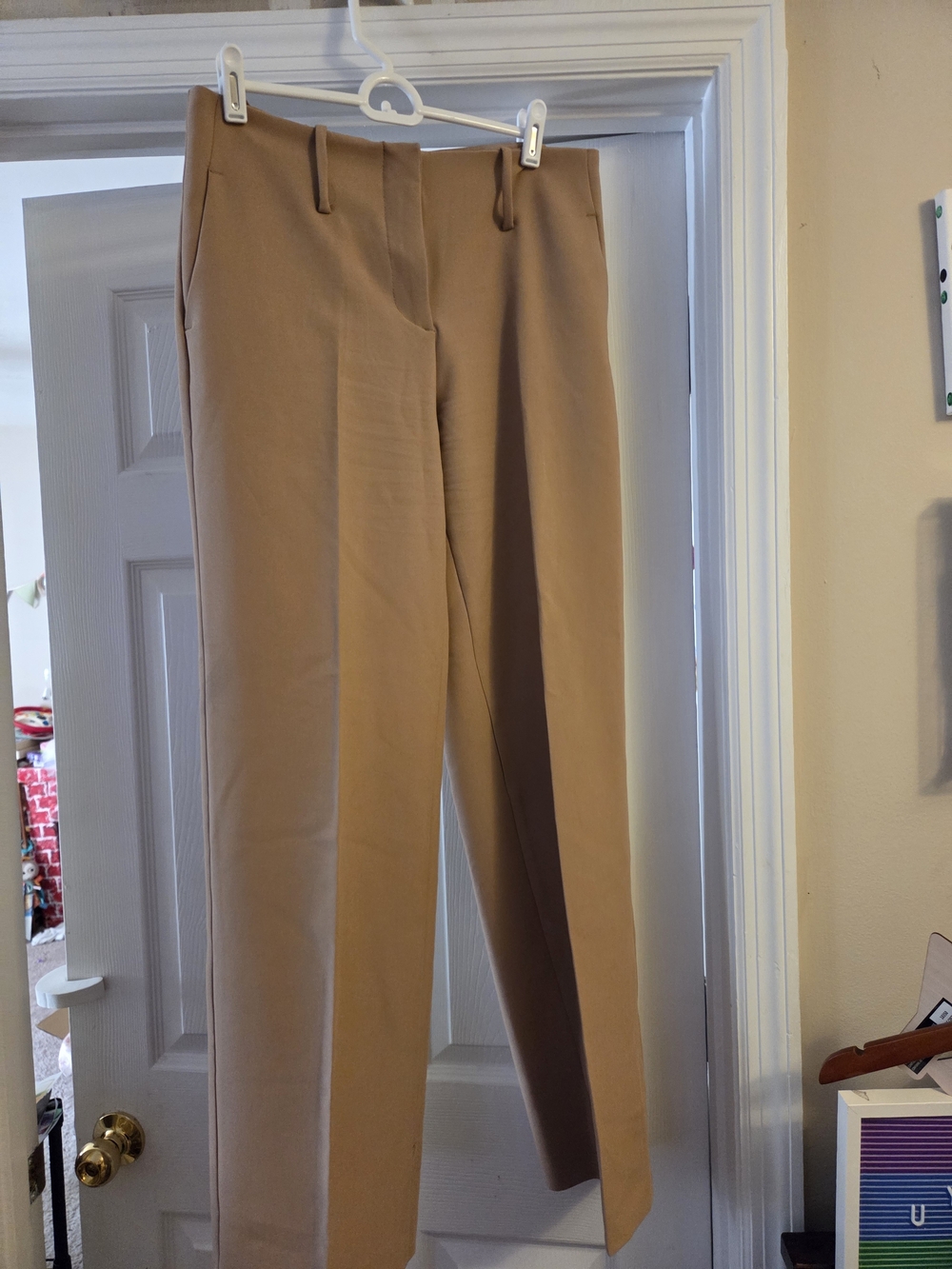 Zara tan pants in a S khaki work pants with pockets #zara #workwear
